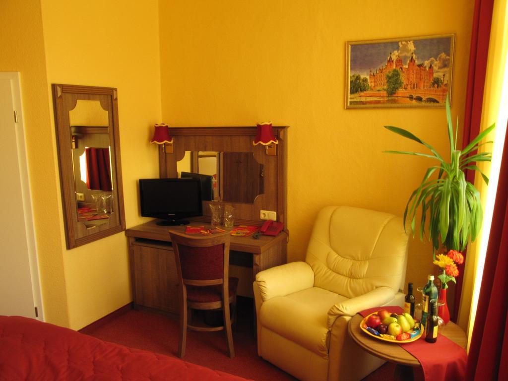 Hotel Am Hauptbahnhof Schwerin  Zewnętrze zdjęcie